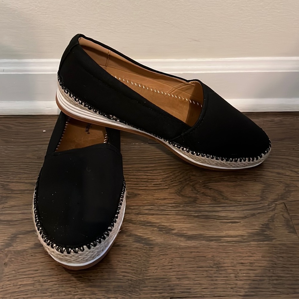 Comfortview Women's Wide Width The Spencer Flat